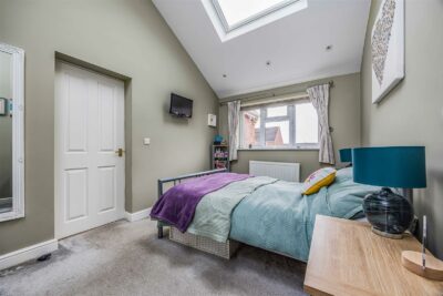 house for sale camelia close