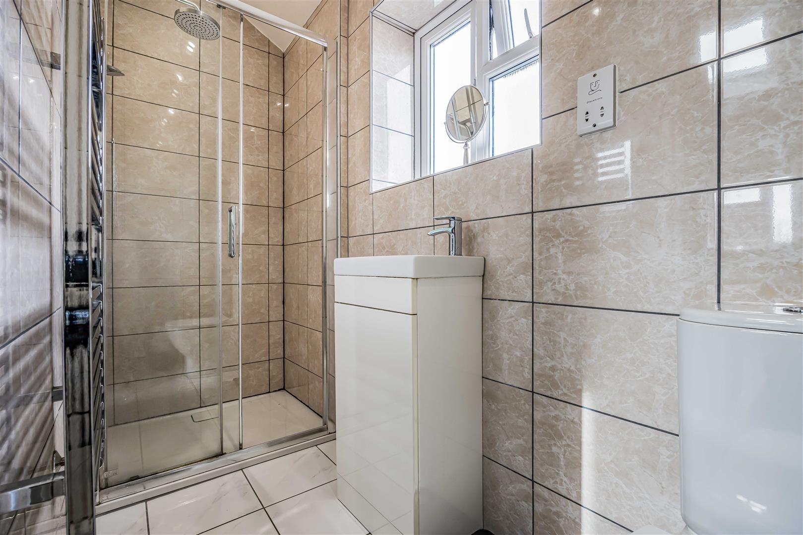 house for sale camelia close