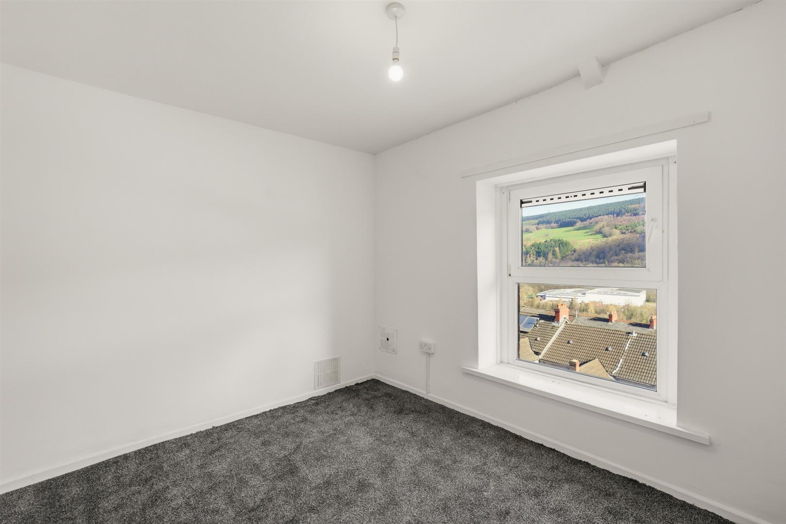 house - terraced for sale ty'r felin street