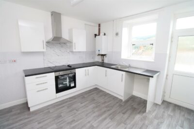 house - terraced for sale ty'r felin street