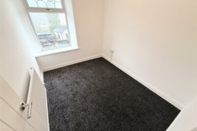 house - terraced for rent new street