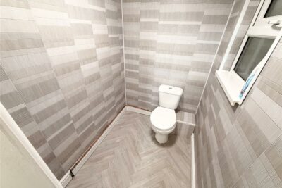 house - terraced for rent new street