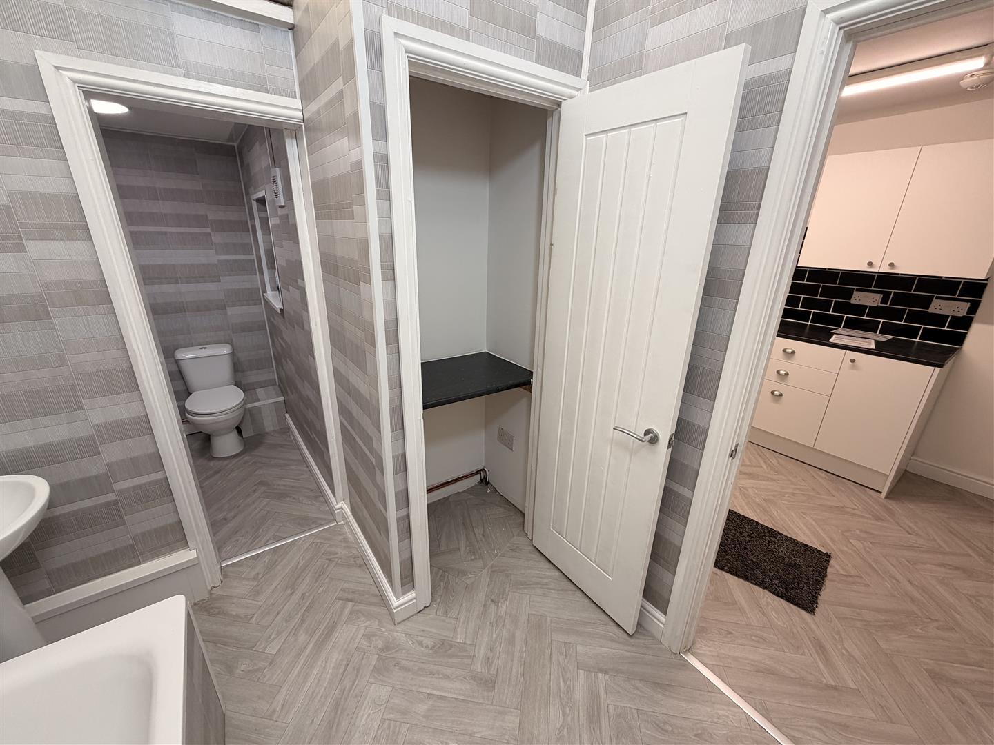 house - terraced for rent new street