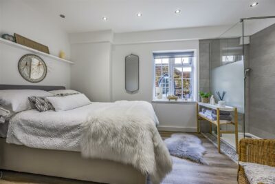 house - end terrace for sale nile street