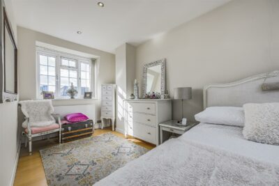 house - end terrace for sale nile street