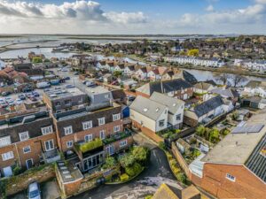 house - end terrace for sale nile street