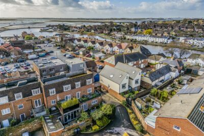 house - end terrace for sale nile street