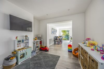 house - semi-detached for sale portsview avenue