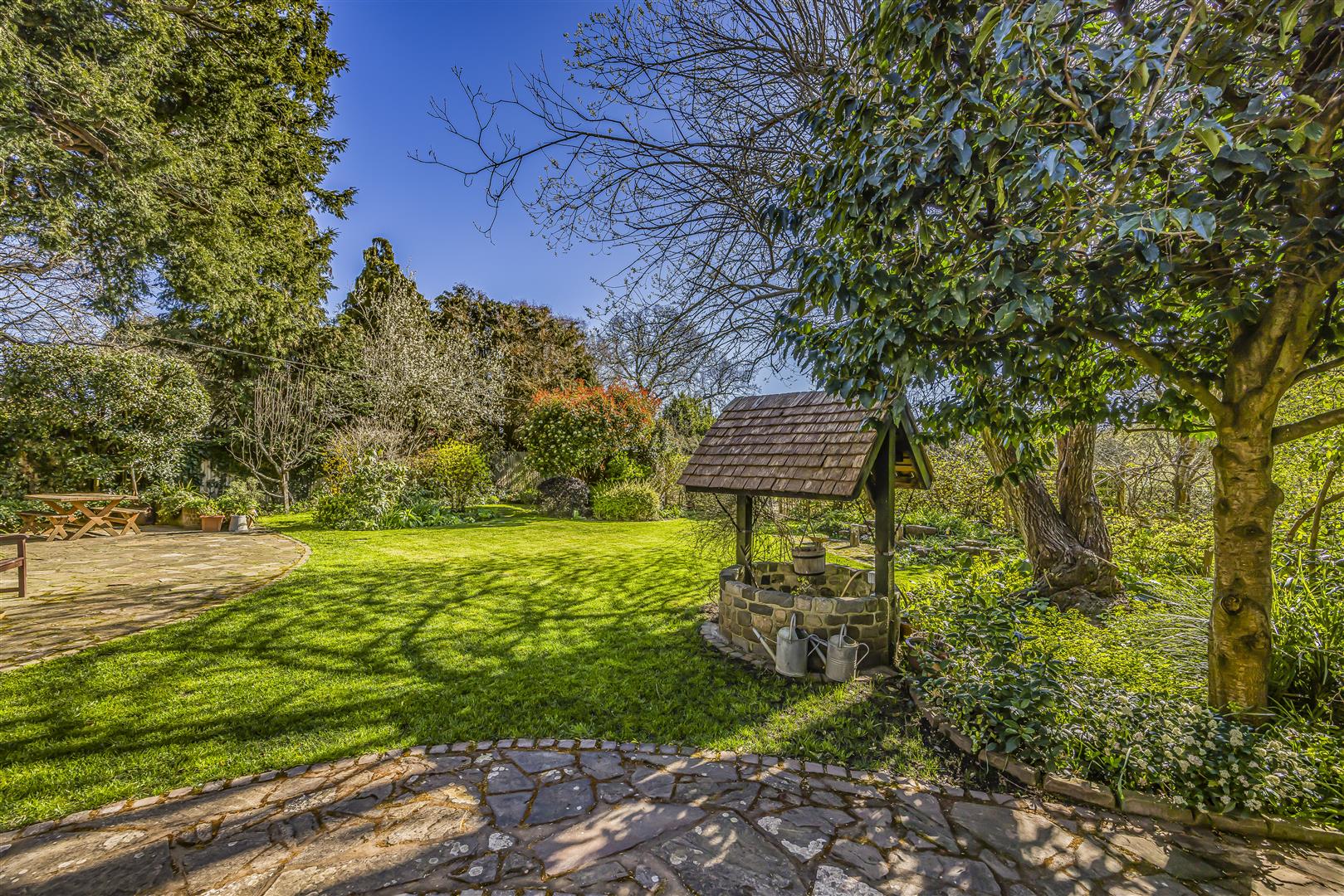 house - detached for sale eastleigh road