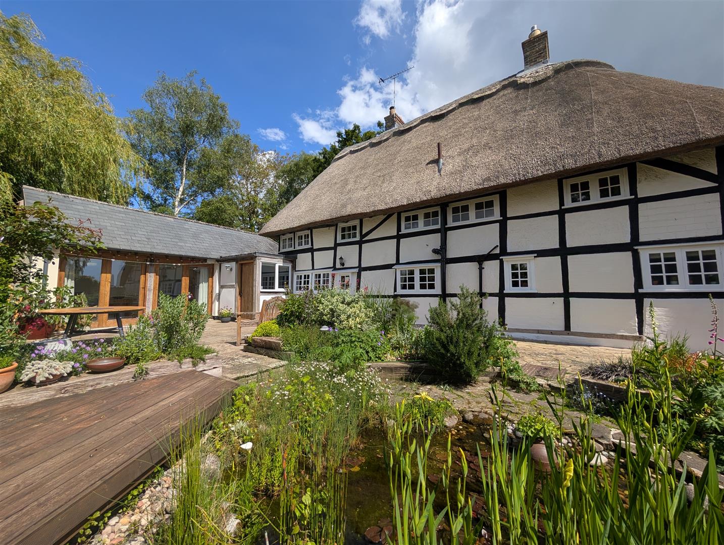 cottage for sale eastleigh road