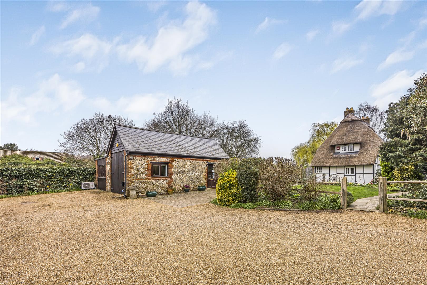 cottage for sale eastleigh road