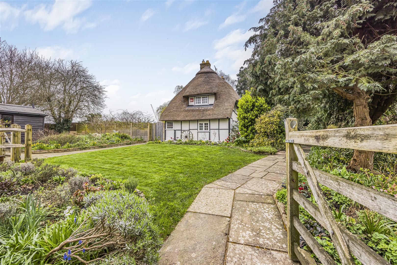 house - detached for sale eastleigh road