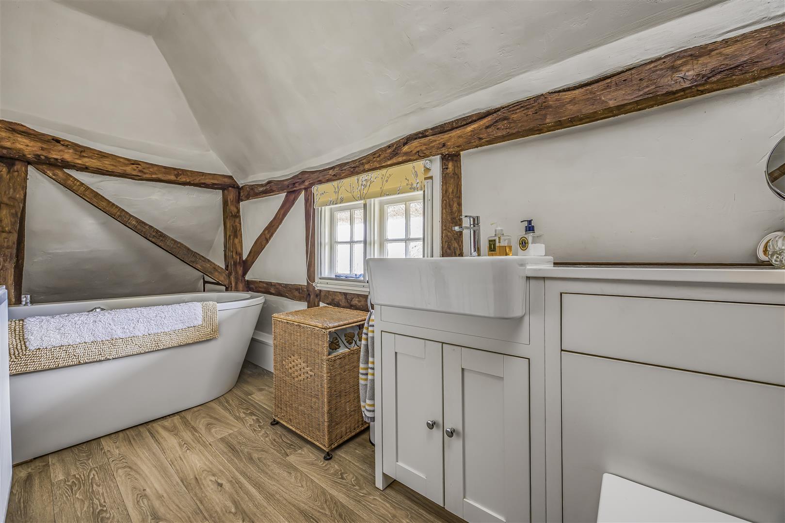 house - detached for sale eastleigh road