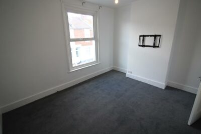 house - terraced for rent daulston road