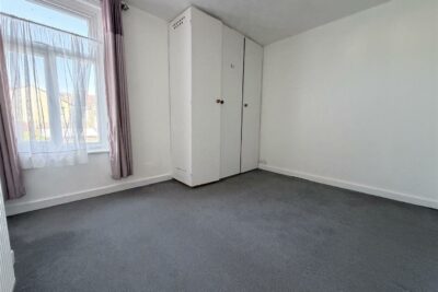 house - terraced for rent daulston road