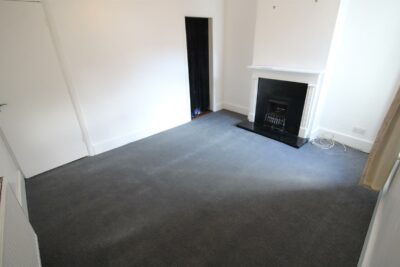 house - terraced for rent daulston road