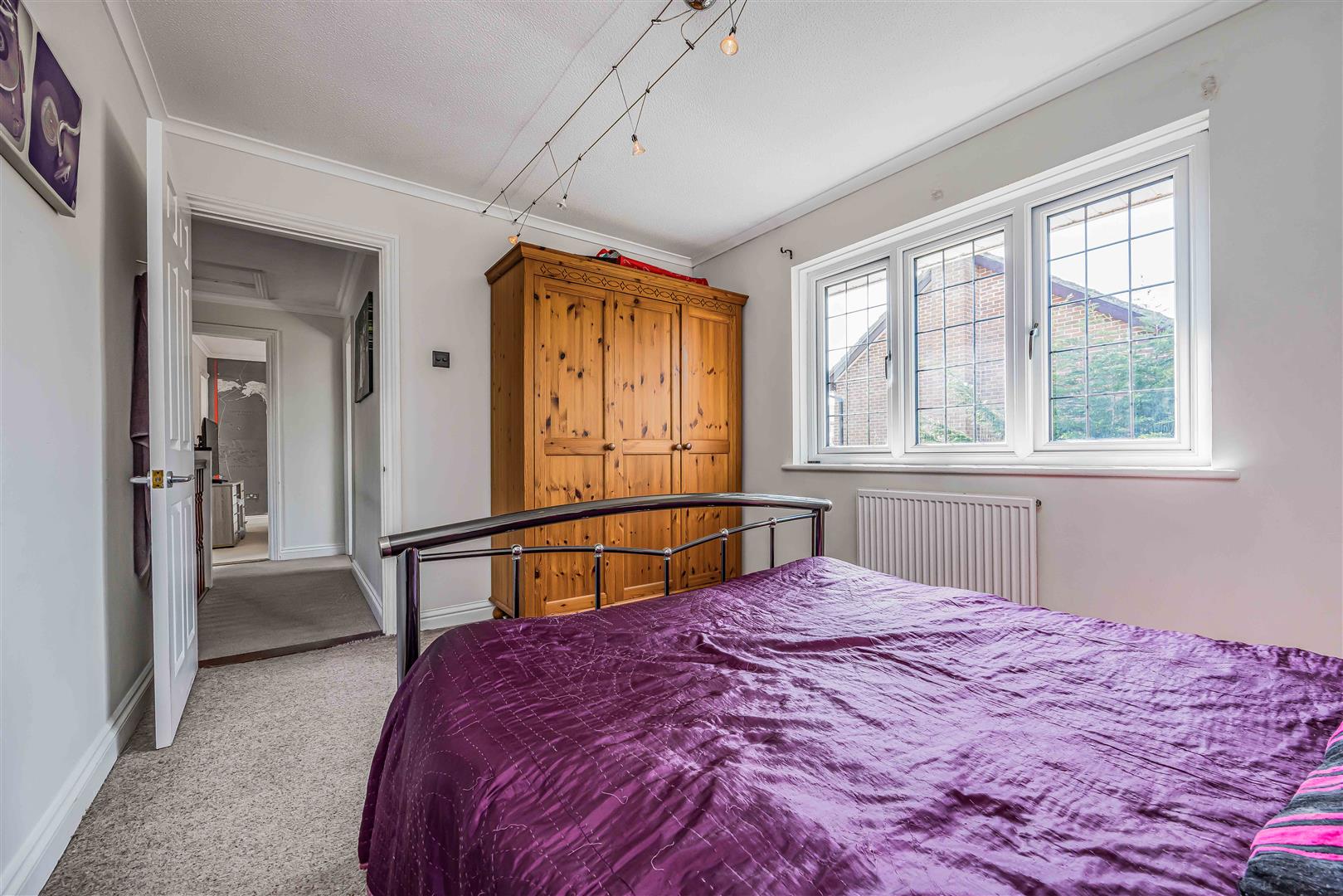 house for sale deanswood drive