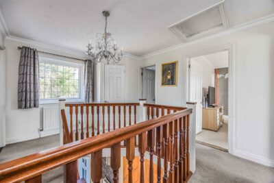 house for sale deanswood drive