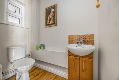 house for sale deanswood drive