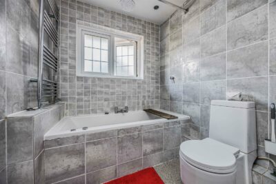 house for sale deanswood drive