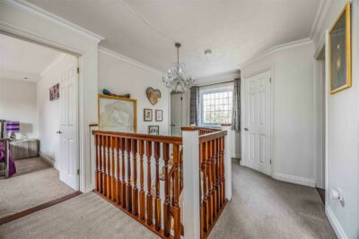 house for sale deanswood drive