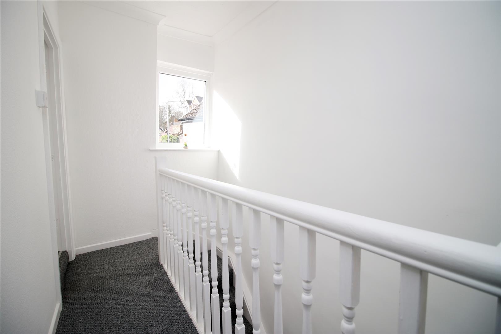 house - terraced for rent whitting street