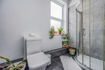 house for sale lawrence road