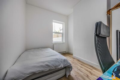 house for sale lawrence road