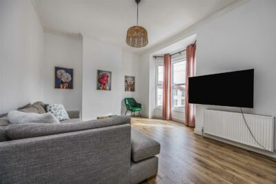 house for sale lawrence road