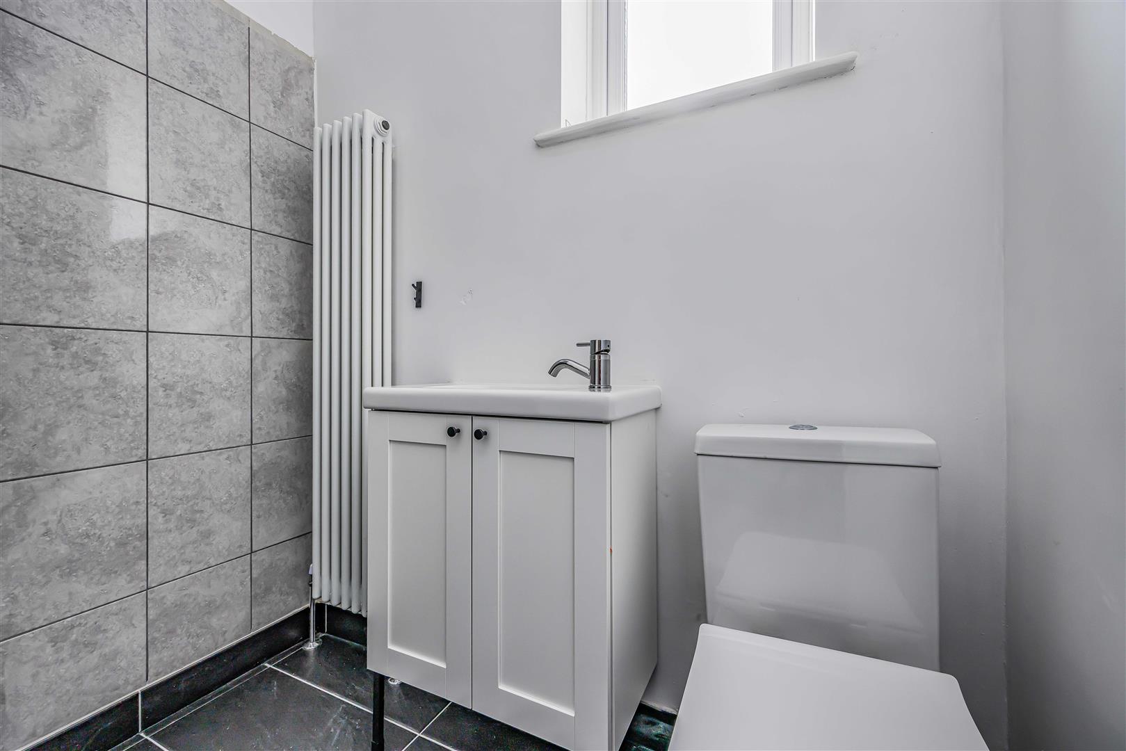 house for sale lawrence road