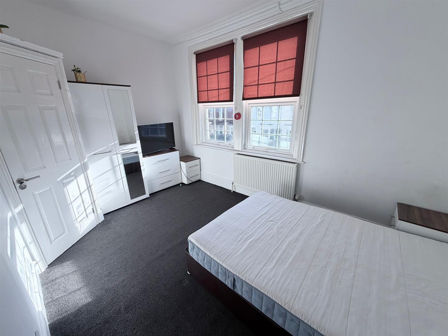 house - terraced for rent 121, powerscourt road