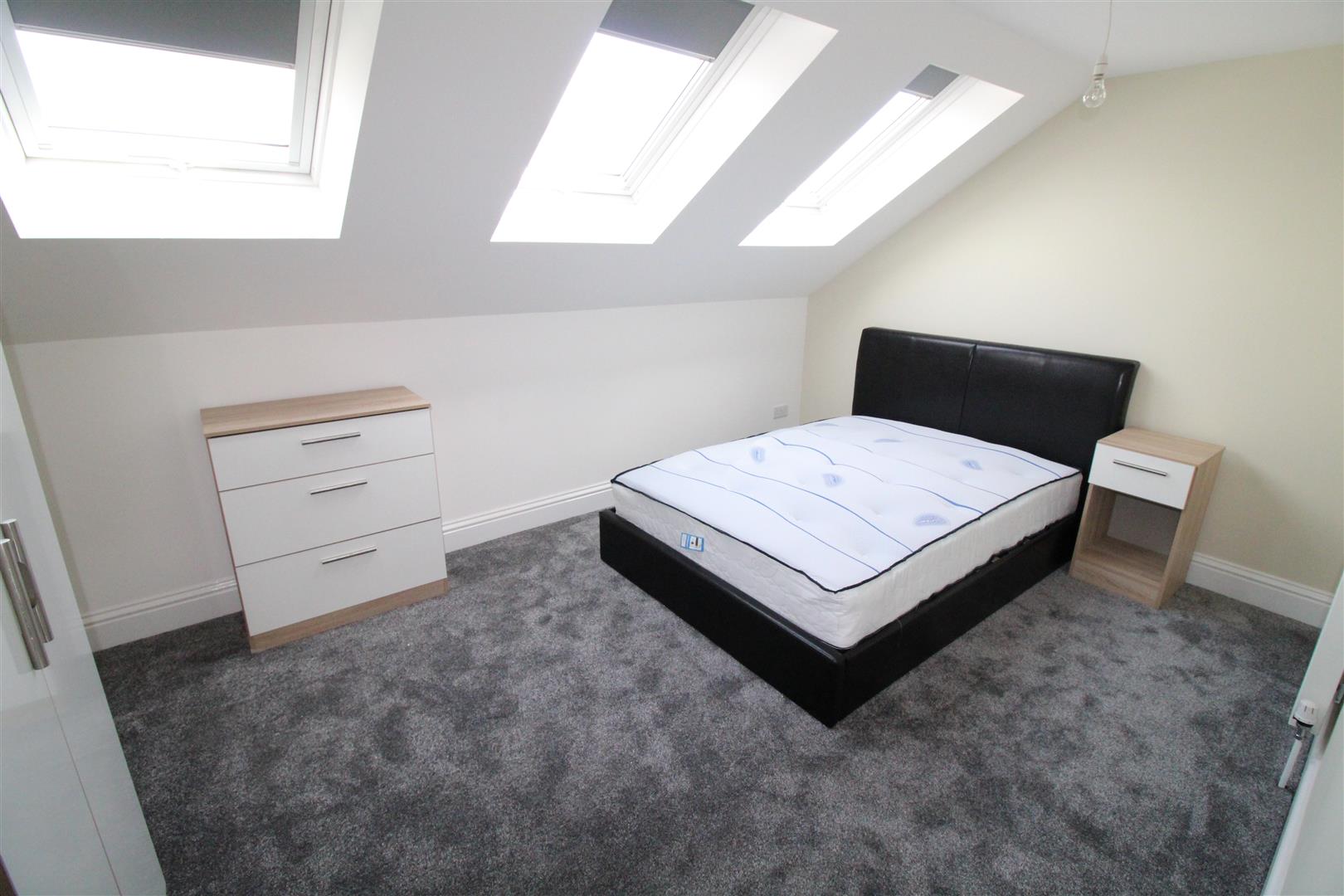 house - terraced for rent fawcett road