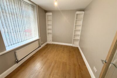 house - terraced for rent francis street