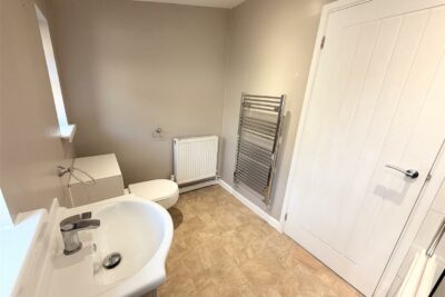 house - terraced for rent francis street