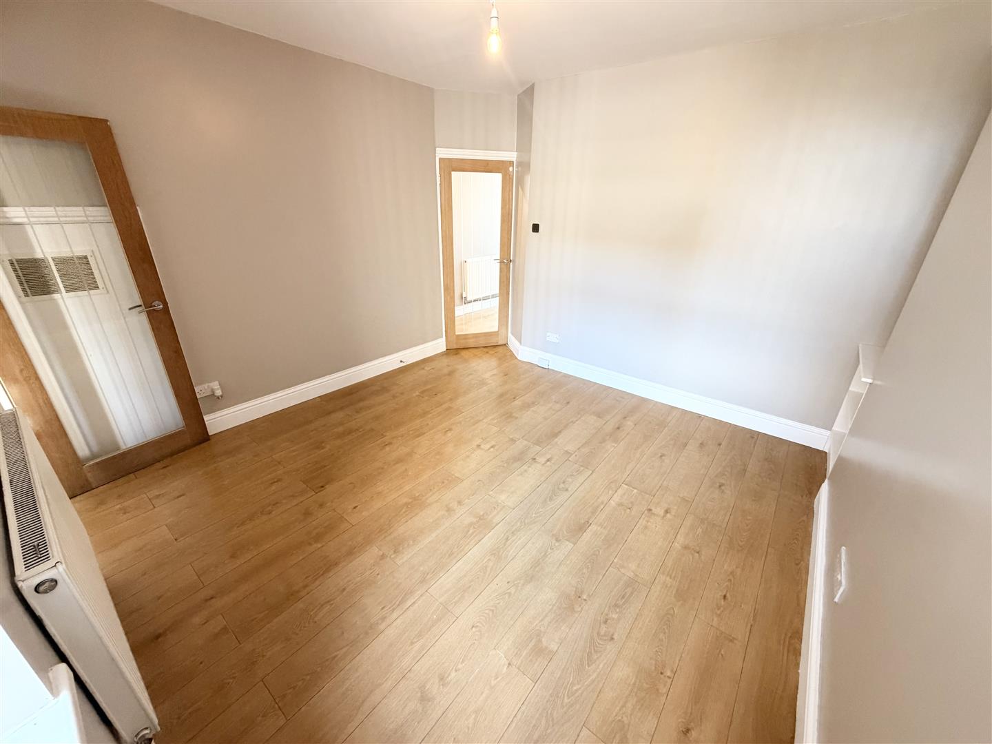 house - terraced for rent francis street