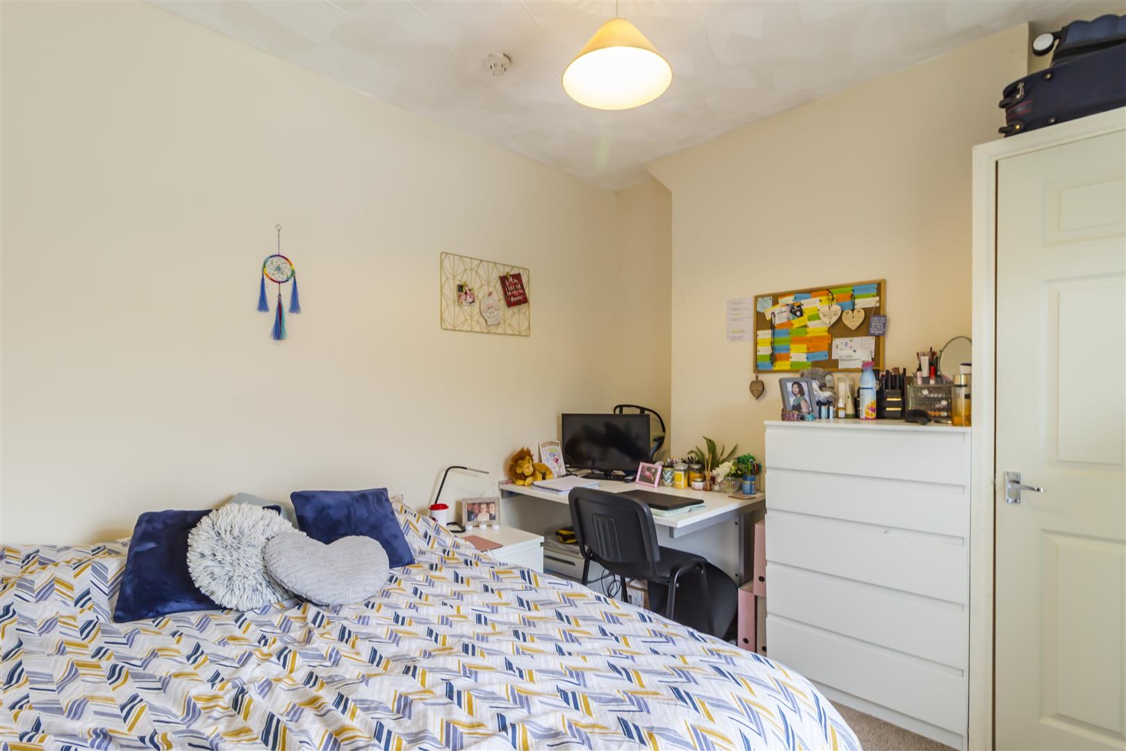 room for rent broadway