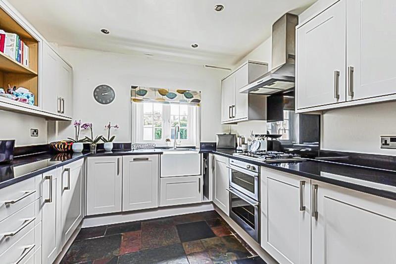 house - semi-detached for sale main road