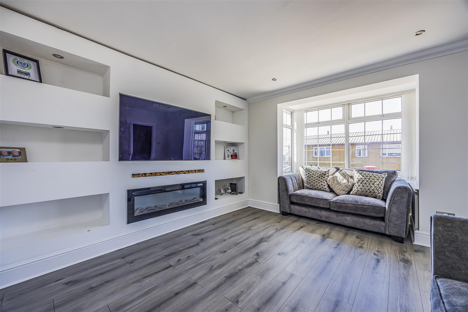 house for sale chedworth crescent