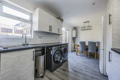 house for sale chedworth crescent