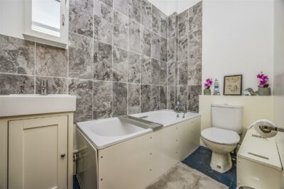 apartment for sale arundel street