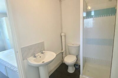 studio for rent broadway