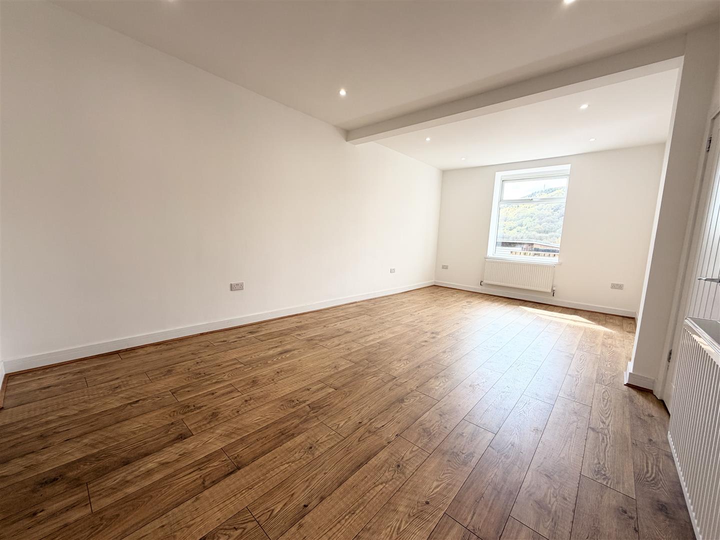house - terraced for rent penrhys road