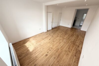house - terraced for rent penrhys road