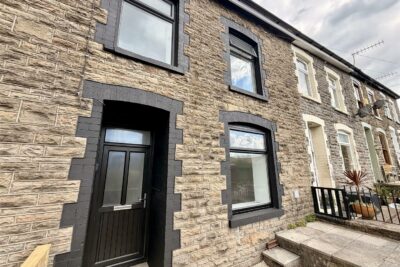 house - terraced for rent penrhys road