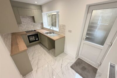 house - terraced for rent penrhys road