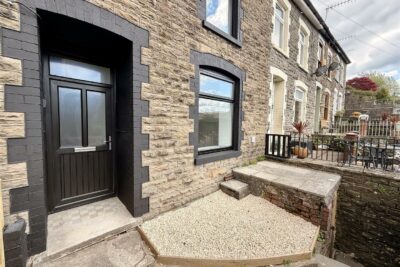 house - terraced for rent penrhys road