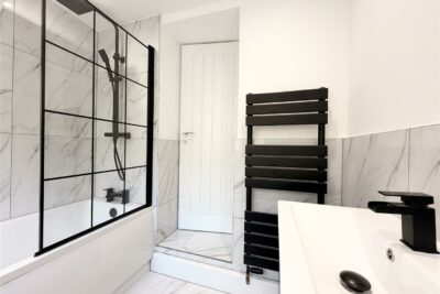 house - terraced for rent penrhys road