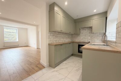 house - terraced for rent penrhys road