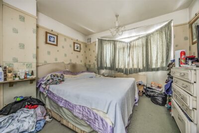 house - semi-detached for sale belvoir close