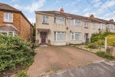 house - semi-detached for sale belvoir close